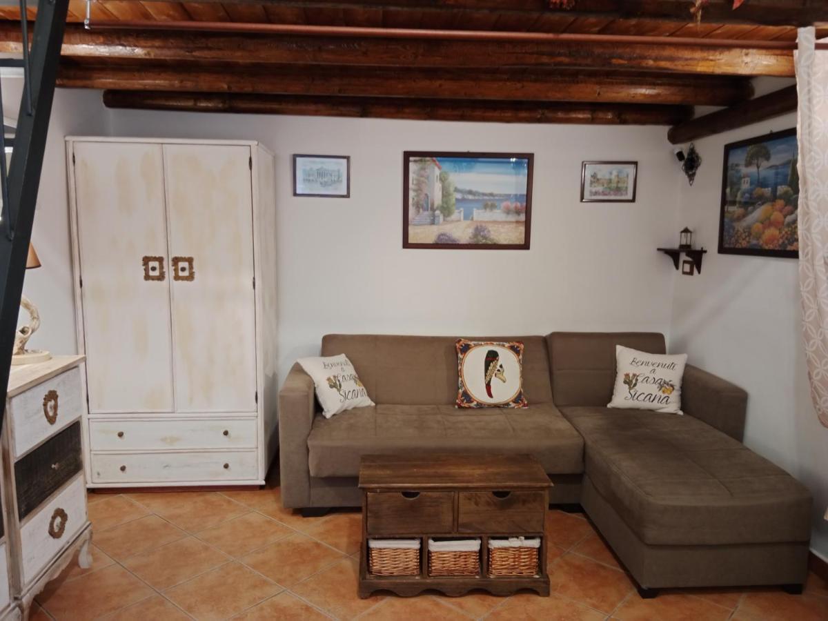 Casa Sicana